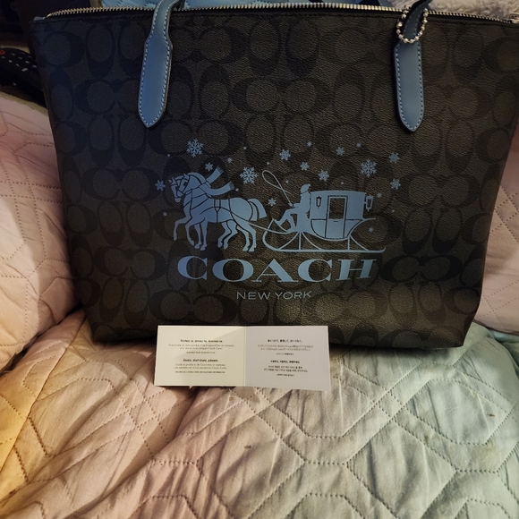 Brand new Coach purse - Picture 5 of 6